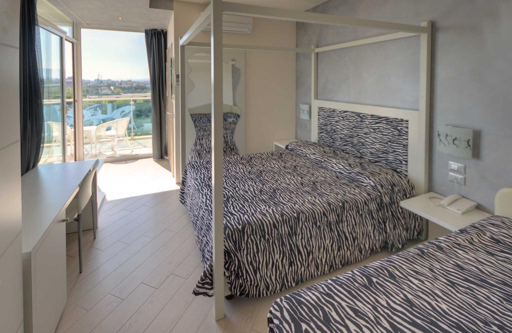 Hotel Sydney Σαν Μπενεντέτο ντελ Τρόντο Δωμάτιο φωτογραφία